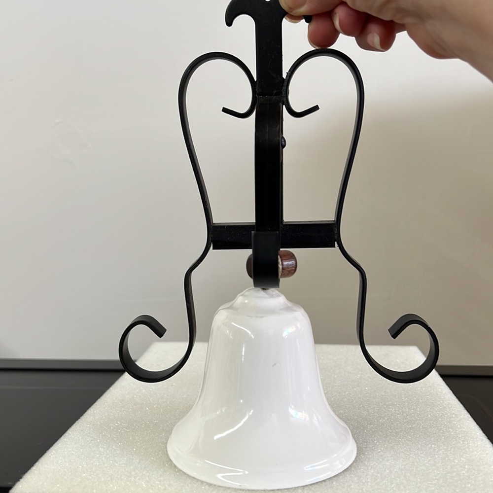 Cast Iron And Ceramic Farmhouse Dinner Bell Knocker - Picture 10 of 10